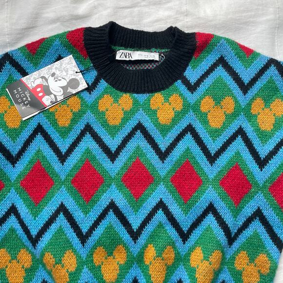 NWT Zara Disney Mickey Mouse Jacquard Knit Sweater Size Small Chunky Cozy Warm - Picture 4 of 6